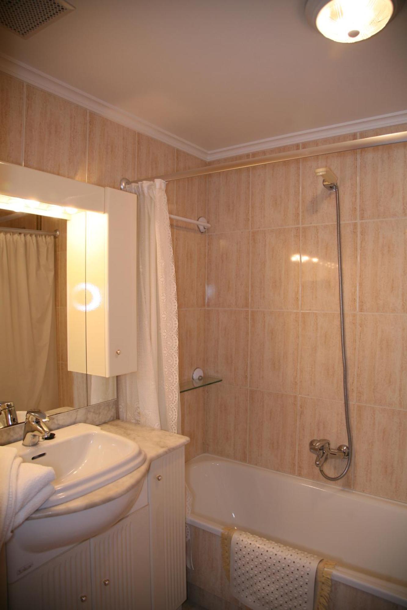 Apartamentos La Terraza Laredo Bagian luar foto